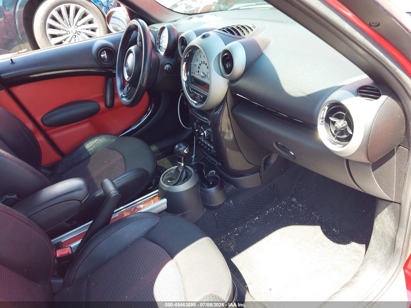 2012 Mini Cooper VIN WMWZC5C56CWL62139 IAAI salvage auction — NORMAL WEAR, Clear (New York), sold $425 on 2026-07-28 (photo 5)