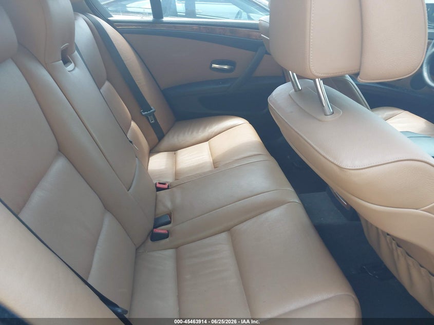 2008 BMW 5 series VIN WBANV935X8CZ69315 IAAI salvage auction — RIGHT FRONT, Salvage (Rhode Island), sold $25 on 2026-07-28 (photo 8)