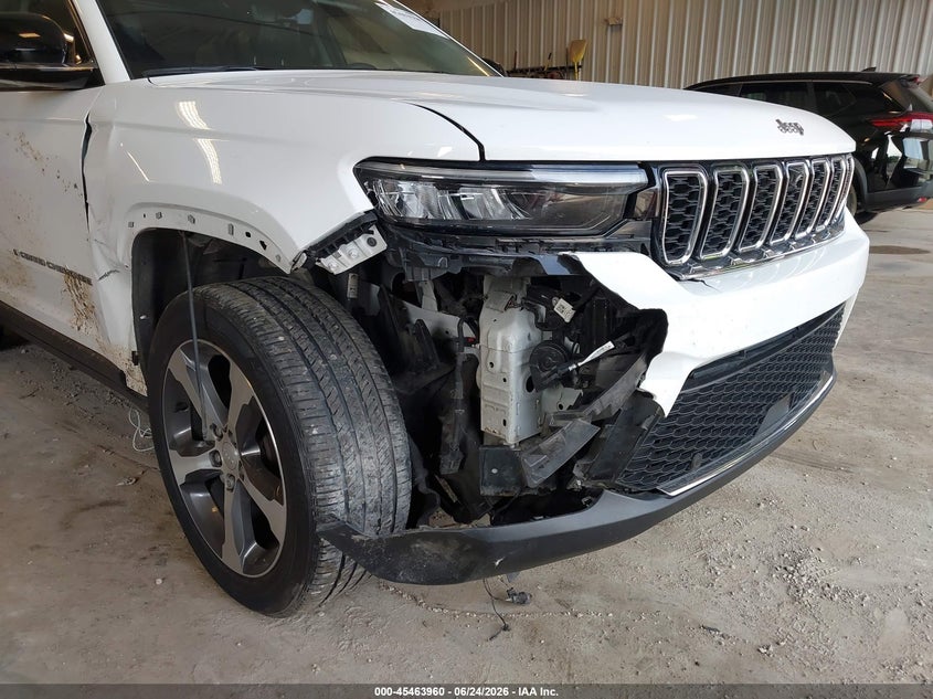 2023 Jeep Grand cherokee VIN 1C4RJHBG9PC566647 IAAI salvage auction — FRONT END, Salvage Title, sold $13,600 on 2026-07-31 (photo 6)