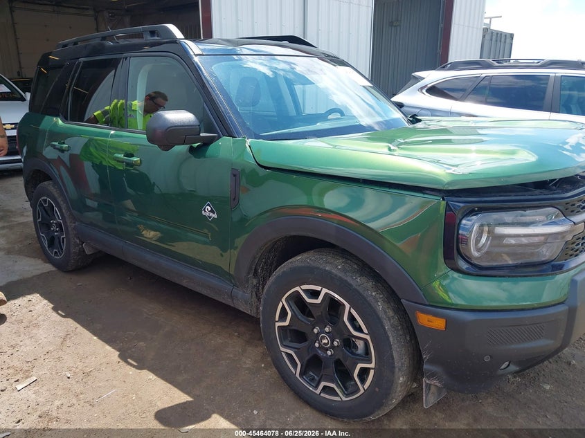 2025 Ford Bronco sport VIN 3FMCR9CN1SRE03949 IAAI salvage auction — FRONT END, Salvage Title, sold $11,250 on 2026-08-18 (photo 1)