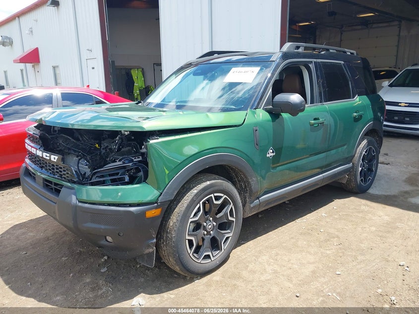 2025 Ford Bronco sport VIN 3FMCR9CN1SRE03949 IAAI salvage auction — FRONT END, Salvage Title, sold $11,250 on 2026-08-18 (photo 2)