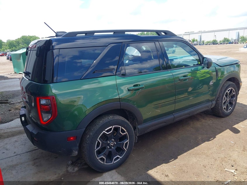 2025 Ford Bronco sport VIN 3FMCR9CN1SRE03949 IAAI salvage auction — FRONT END, Salvage Title, sold $11,250 on 2026-08-18 (photo 4)