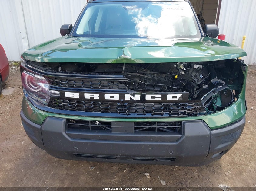 2025 Ford Bronco sport VIN 3FMCR9CN1SRE03949 IAAI salvage auction — FRONT END, Salvage Title, sold $11,250 on 2026-08-18 (photo 6)