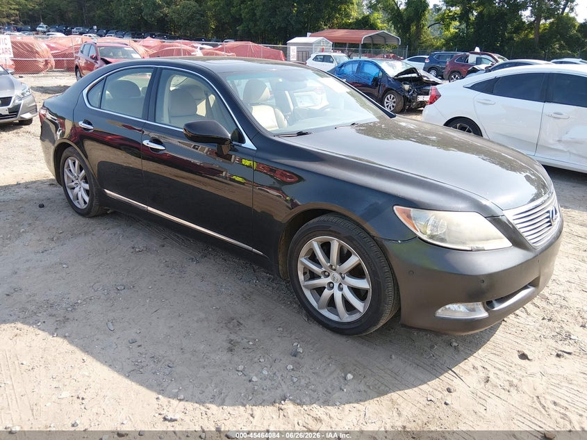 2008 Lexus Ls 460 VIN JTHBL46F285083561 IAAI salvage auction — NORMAL WEAR, Clear (Georgia), sold $975 on 2026-07-10 (photo 1)