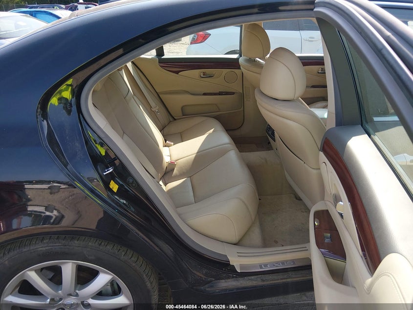 2008 Lexus Ls 460 VIN JTHBL46F285083561 IAAI salvage auction — NORMAL WEAR, Clear (Georgia), sold $975 on 2026-07-10 (photo 8)