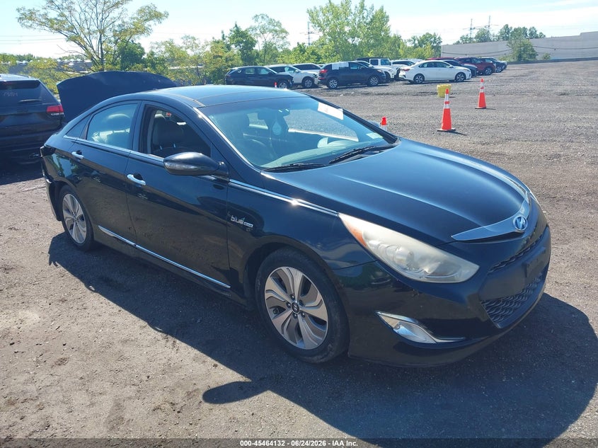 2013 Hyundai Sonata VIN KMHEC4A40DA070793 IAAI salvage auction — REAR END, Mv-907A (New York), sold $450 on 2026-07-07 (photo 1)