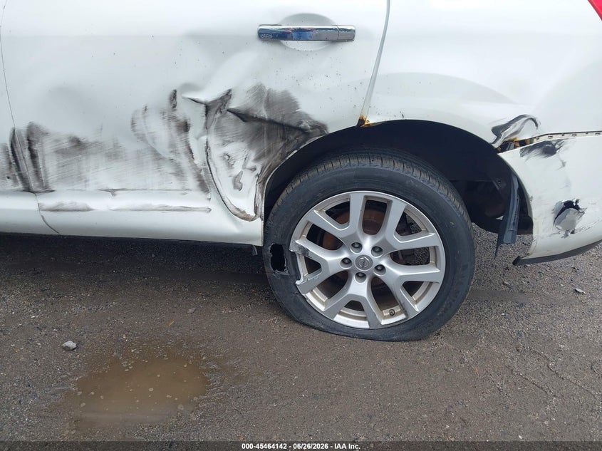 2010 Nissan Rogue sport VIN JN8AS5MV1AW107563 IAAI salvage auction — SIDE, Salvage (Massachusetts), sold $425 on 2026-07-24 (photo 6)
