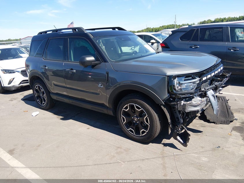 2025 Ford Bronco sport VIN 3FMCR9CN8SRE85243 — IAAI salvage auction photo
