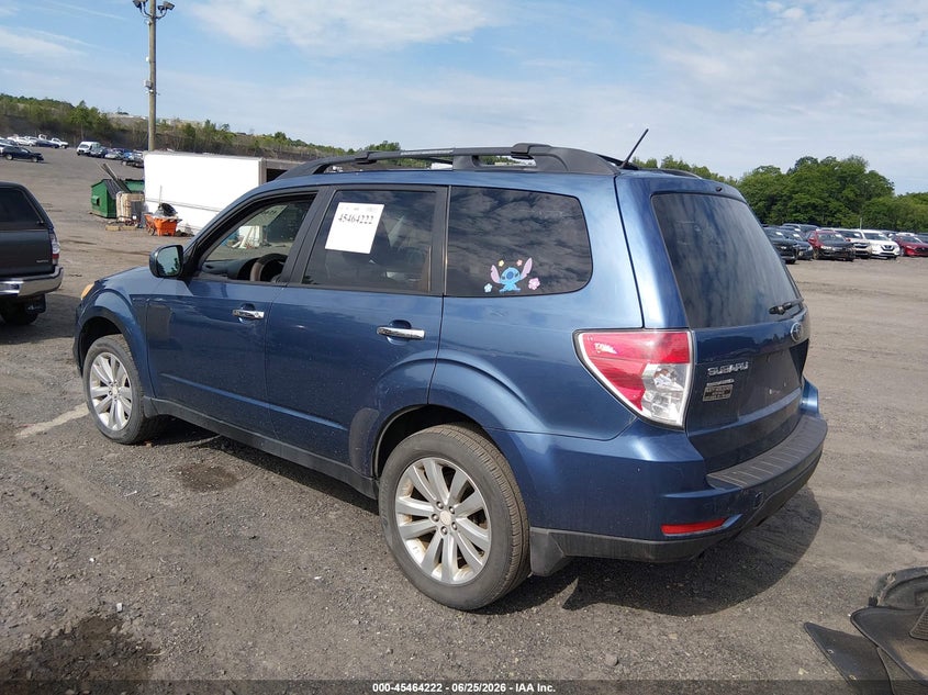 2012 Subaru Forester VIN JF2SHADC8CH440387 IAAI salvage auction — RIGHT FRONT, Salvage Title, sold $425 on 2026-08-27 (photo 3)