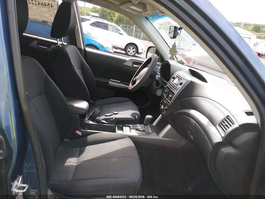 2012 Subaru Forester VIN JF2SHADC8CH440387 IAAI salvage auction — RIGHT FRONT, Salvage Title, sold $425 on 2026-08-27 (photo 5)