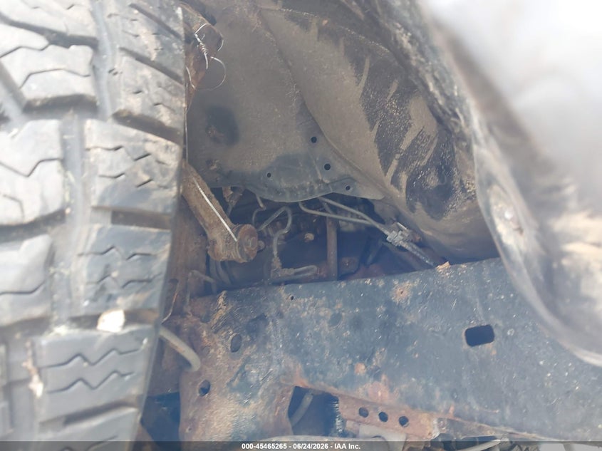 2001 Toyota Tundra VIN 5TBBT44141S210036 IAAI salvage auction — SUSPENSION, Salvage (North Carolina), sold $2,150 on 2026-07-15 (photo 6)