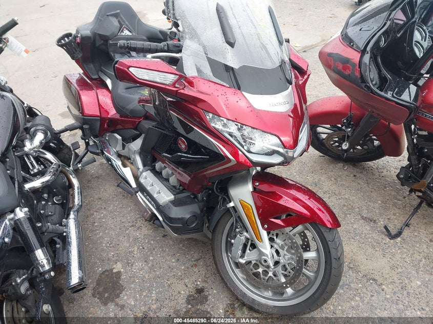 2018 Honda Gl1800c VIN JH2SC7972JK000233 — IAAI salvage auction photo