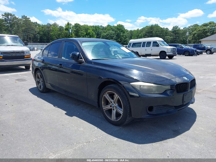 2015 BMW 3er VIN WBA3B1G57FNT64259 IAAI salvage auction — LEFT FRONT, Nrc Lienholder Repossession Paperwork (Georgia), sold $900 on 2026-07-15 (photo 1)