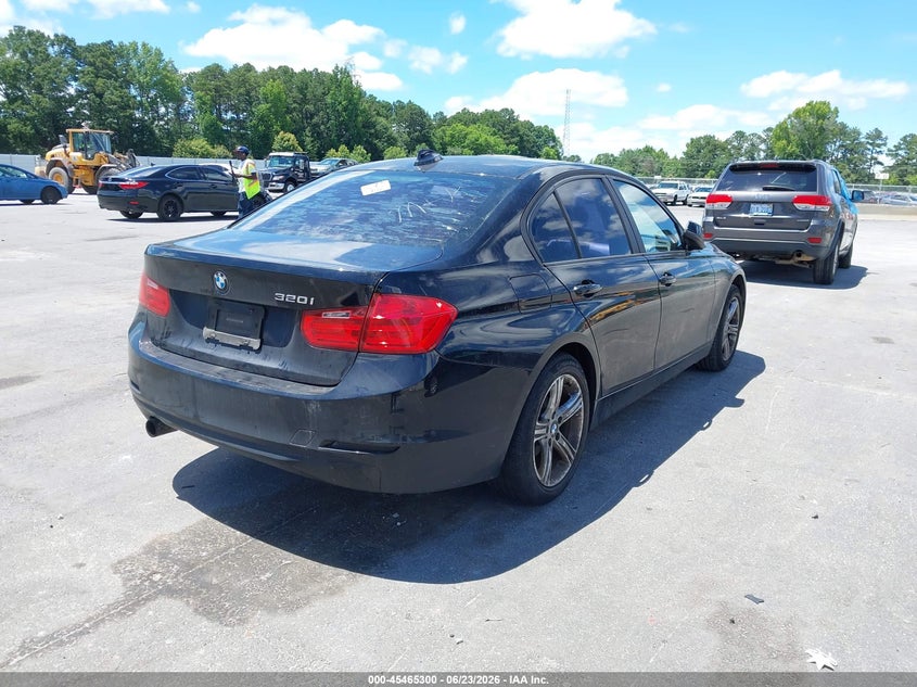 2015 BMW 3er VIN WBA3B1G57FNT64259 IAAI salvage auction — LEFT FRONT, Nrc Lienholder Repossession Paperwork (Georgia), sold $900 on 2026-07-15 (photo 4)
