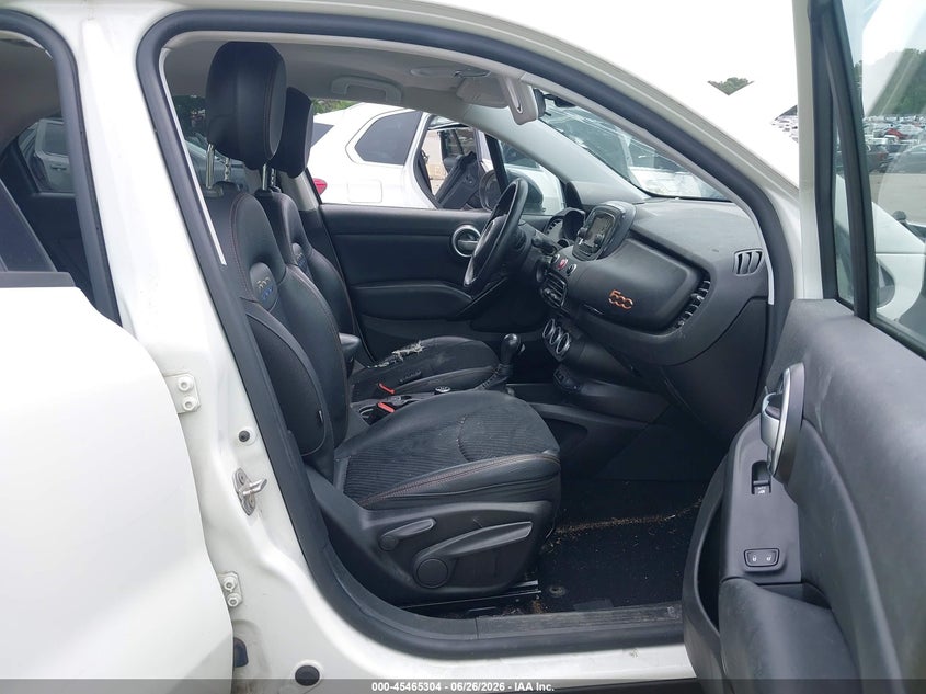 2017 Fiat 500x VIN ZFBCFYCBXHP610002 IAAI salvage auction — ROOF, Salvage Title, sold $1,400 on 2026-07-21 (photo 5)