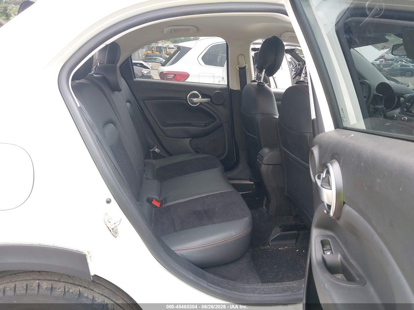 2017 Fiat 500x VIN ZFBCFYCBXHP610002 IAAI salvage auction — ROOF, Salvage Title, sold $1,400 on 2026-07-21 (photo 8)