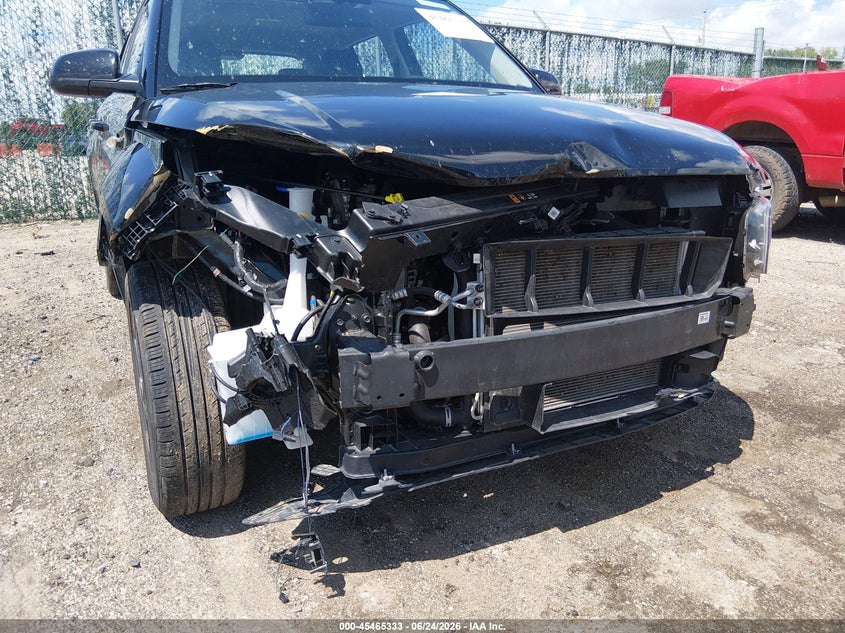 2025 Hyundai Venue VIN KMHRC8A35SU378313 IAAI salvage auction — FRONT END, Clear (Tennessee), sold $5,800 on 2026-07-15 (photo 6)