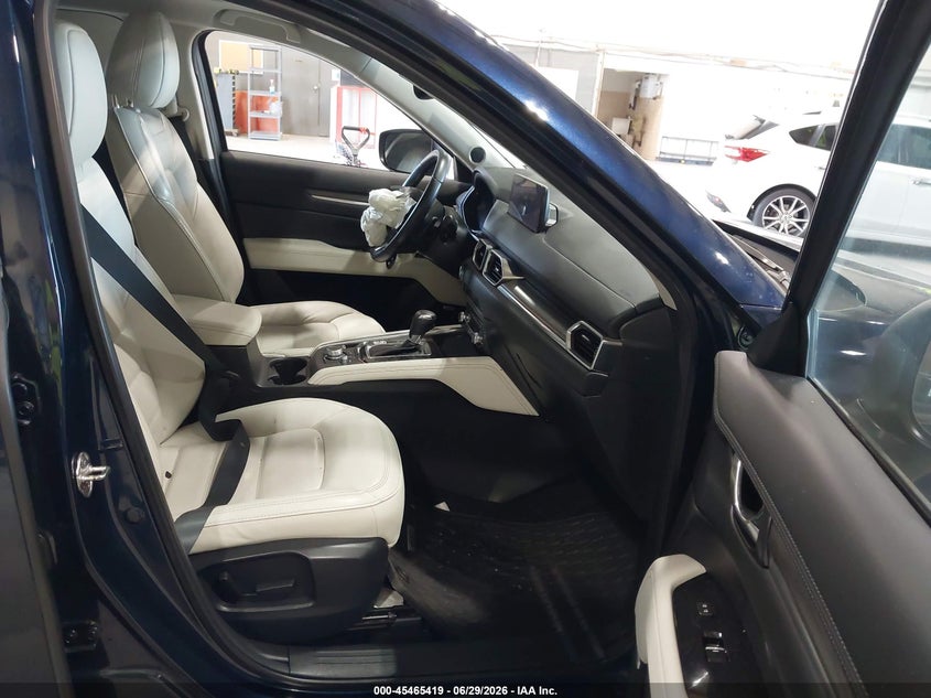 2021 Mazda Cx-5 VIN JM3KFBDM9M0307986 IAAI salvage auction — RIGHT FRONT, Salvage (Arizona), sold $5,400 on 2026-07-29 (photo 5)