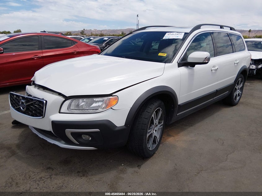 2014 Volvo Xc70 VIN YV4902BZ4E1175896 IAAI salvage auction — RIGHT FRONT, Salvage (Arizona), sold $25 on 2026-07-28 (photo 2)