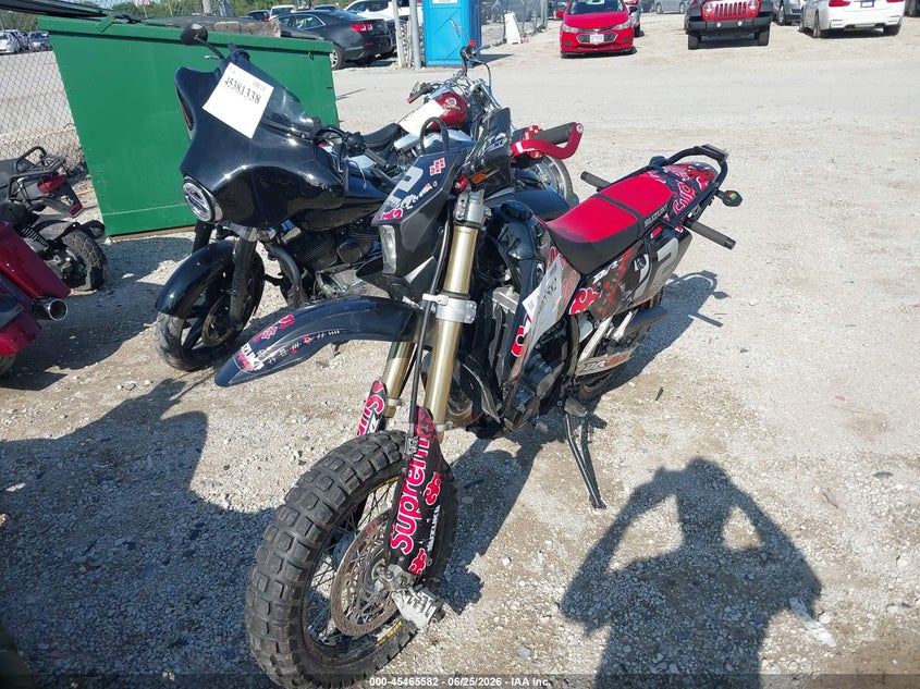 2021 Suzuki Dr-z VIN JS1SK44AXM7100711 IAAI salvage auction — FRONT END, Salvage (Illinois), sold $1,150 on 2026-07-22 (photo 2)