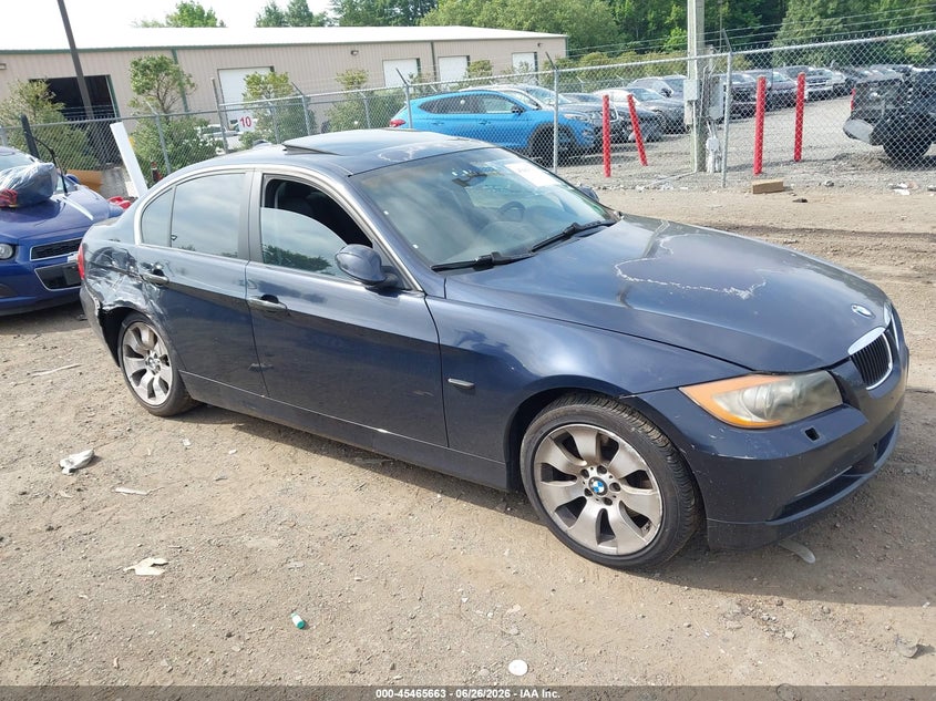 2006 BMW 3er VIN WBAVD33576KV63110 IAAI salvage auction — SIDE, Clear (Virginia), sold $325 on 2026-07-30 (photo 1)