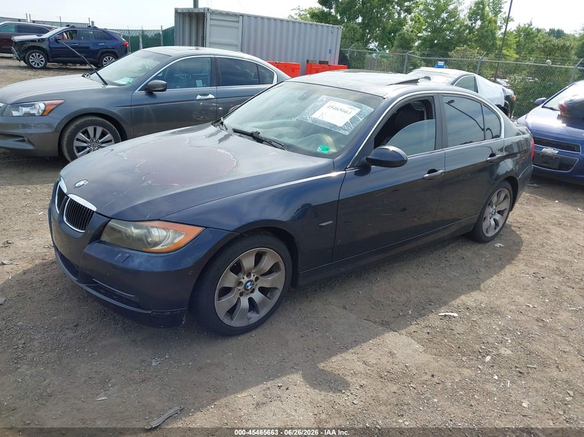 2006 BMW 3er VIN WBAVD33576KV63110 IAAI salvage auction — SIDE, Clear (Virginia), sold $325 on 2026-07-30 (photo 2)