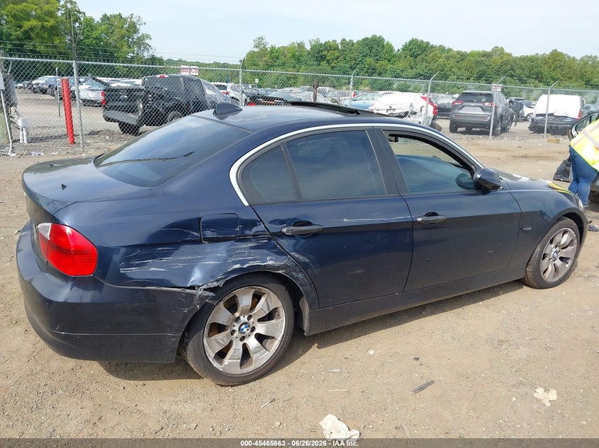 2006 BMW 3er VIN WBAVD33576KV63110 IAAI salvage auction — SIDE, Clear (Virginia), sold $325 on 2026-07-30 (photo 6)