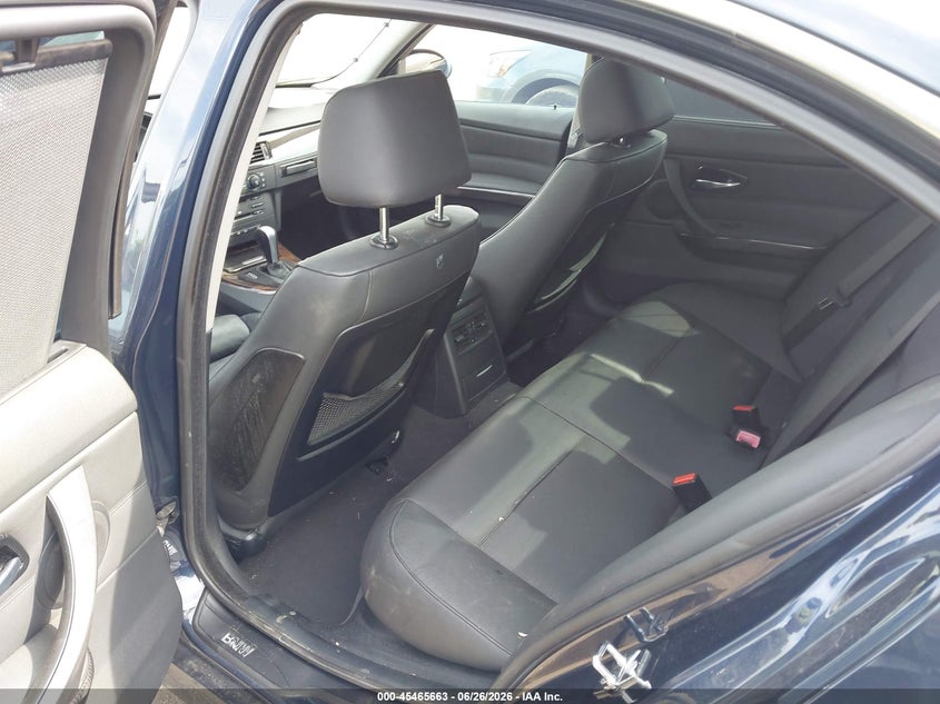 2006 BMW 3er VIN WBAVD33576KV63110 IAAI salvage auction — SIDE, Clear (Virginia), sold $325 on 2026-07-30 (photo 8)
