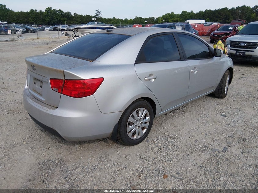 2013 Kia Forte VIN KNAFT4A25D5725754 IAAI salvage auction — NORMAL WEAR, Clear (Georgia), sold $575 on 2026-07-31 (photo 4)