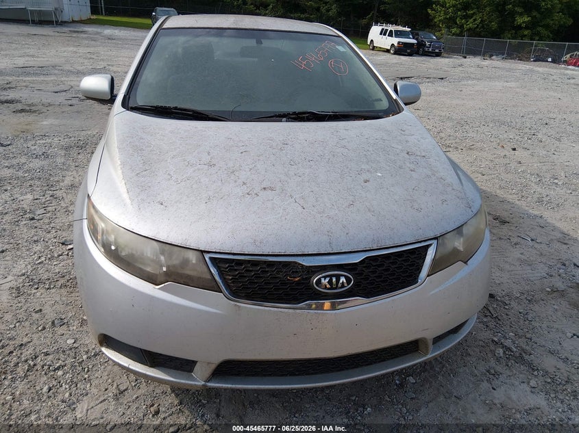 2013 Kia Forte VIN KNAFT4A25D5725754 IAAI salvage auction — NORMAL WEAR, Clear (Georgia), sold $575 on 2026-07-31 (photo 6)