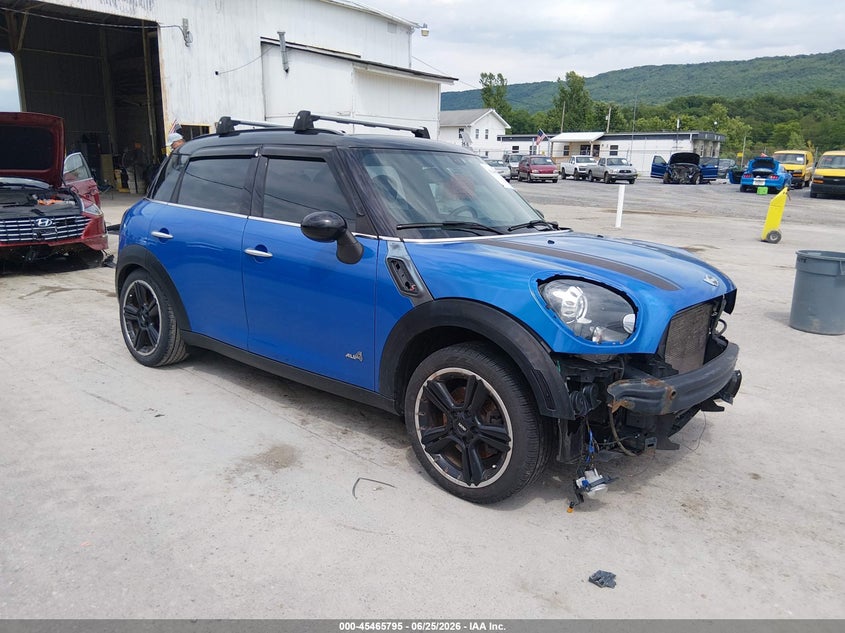 2014 Mini Countryman VIN WMWZC5C55EWM17540 — IAAI salvage auction photo