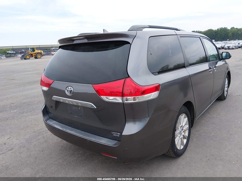 2011 Toyota Sienna VIN 5TDDK3DC5BS011318 IAAI salvage auction — SIDE, Salvage (Ohio), sold $3,350 on 2026-07-09 (photo 4)