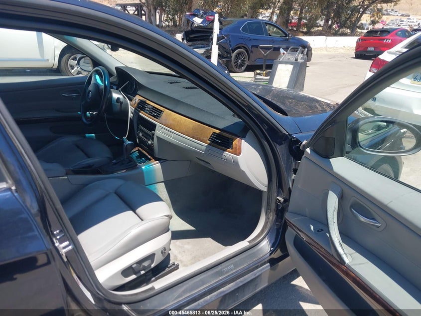 2006 BMW 3 series VIN WBAVB13566KX48677 IAAI salvage auction — SIDE, Salvage (California), sold $950 on 2026-07-14 (photo 5)