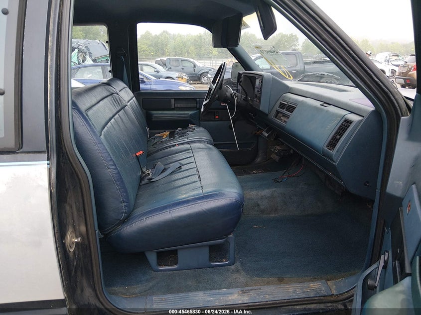 1989 Gmc SIERRA VIN 2GTGC39N1K1553317 IAAI salvage auction — LEFT FRONT, Salvage (Tennessee), sold $1,500 on 2026-07-08 (photo 5)