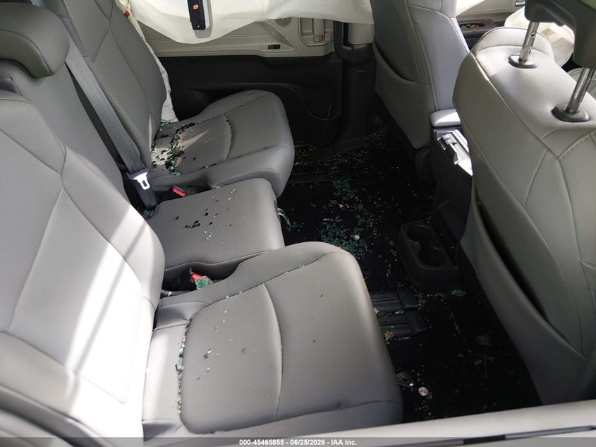 2021 Toyota Sienna VIN 5TDYRKEC0MS028648 IAAI salvage auction — FRONT END, Salvage Title, sold $1,900 on 2026-07-20 (photo 8)