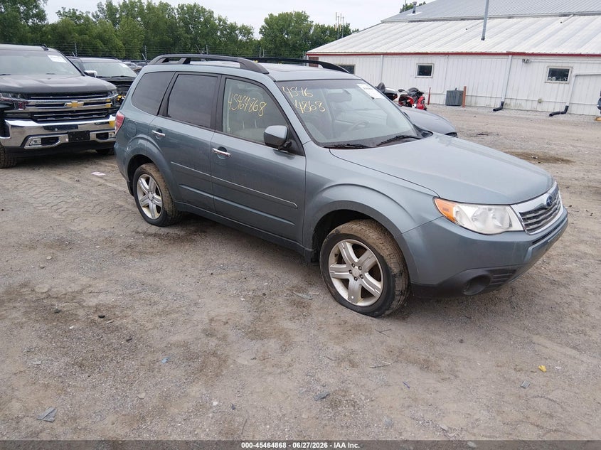 2010 Subaru Forester VIN JF2SH6CC1AH760288 IAAI salvage auction — NORMAL WEAR, Clear (Illinois), sold $375 on 2026-07-29 (photo 1)