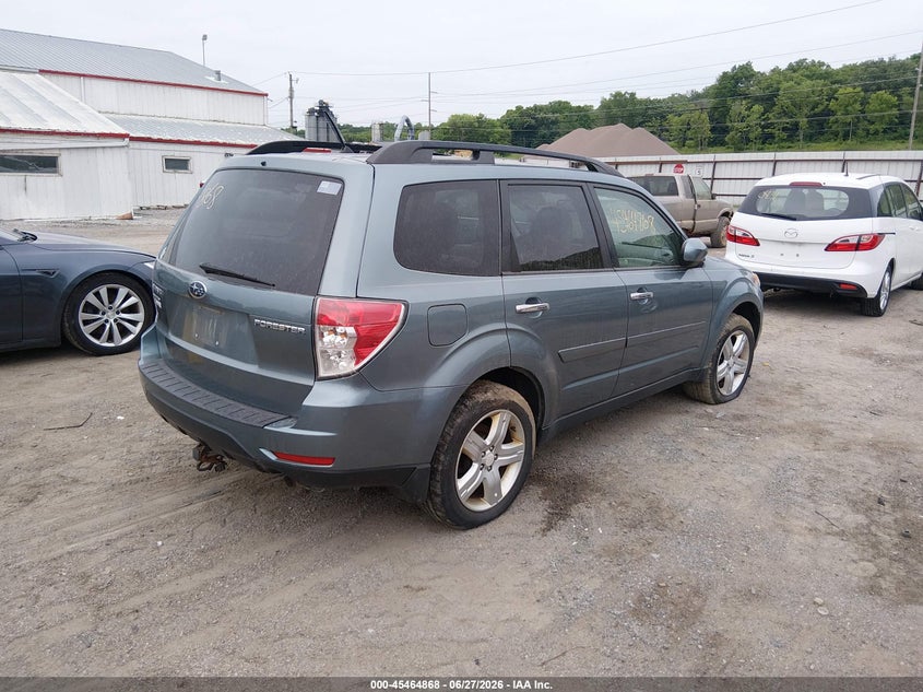 2010 Subaru Forester VIN JF2SH6CC1AH760288 IAAI salvage auction — NORMAL WEAR, Clear (Illinois), sold $375 on 2026-07-29 (photo 4)