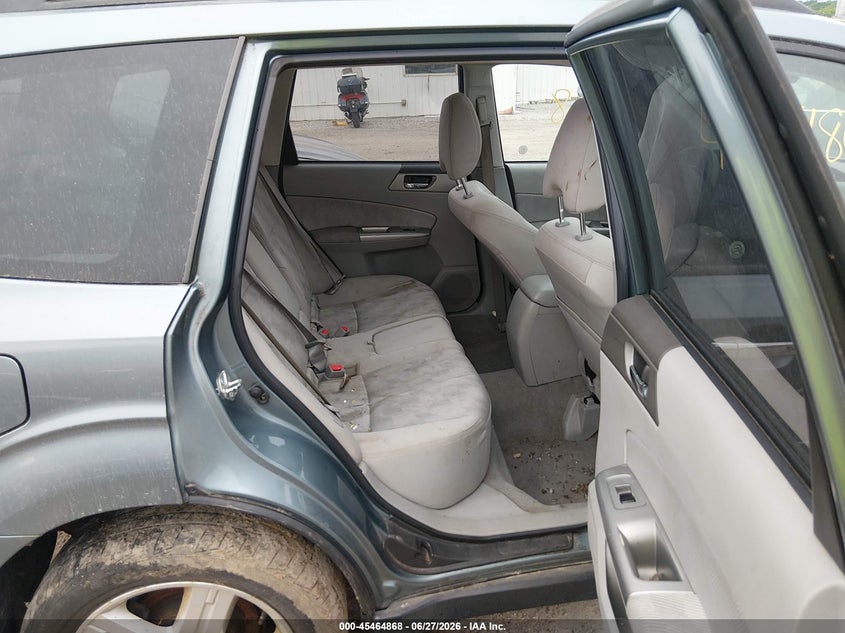 2010 Subaru Forester VIN JF2SH6CC1AH760288 IAAI salvage auction — NORMAL WEAR, Clear (Illinois), sold $375 on 2026-07-29 (photo 8)