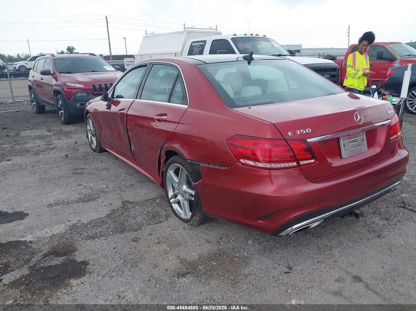 2014 Mercedes-benz E-klasse VIN WDDHF5KB2EA966208 IAAI salvage auction — LEFT SIDE, Salvage (Arkansas), sold $175 on 2026-07-28 (photo 3)