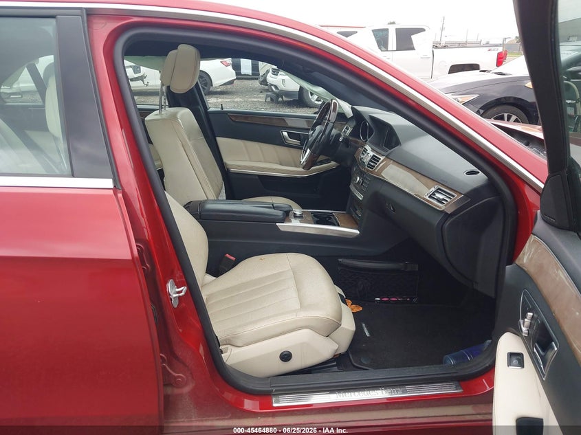 2014 Mercedes-benz E-klasse VIN WDDHF5KB2EA966208 IAAI salvage auction — LEFT SIDE, Salvage (Arkansas), sold $175 on 2026-07-28 (photo 5)