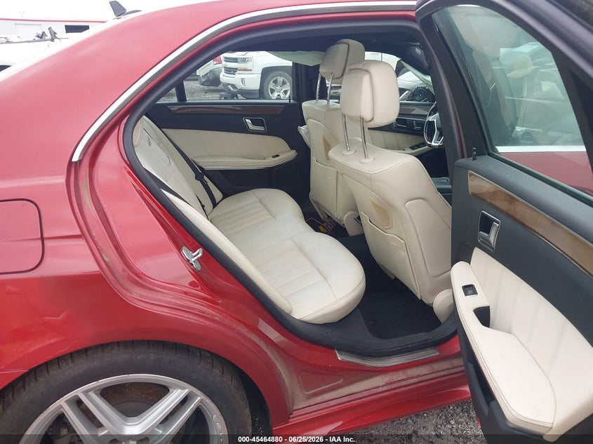 2014 Mercedes-benz E-klasse VIN WDDHF5KB2EA966208 IAAI salvage auction — LEFT SIDE, Salvage (Arkansas), sold $175 on 2026-07-28 (photo 8)