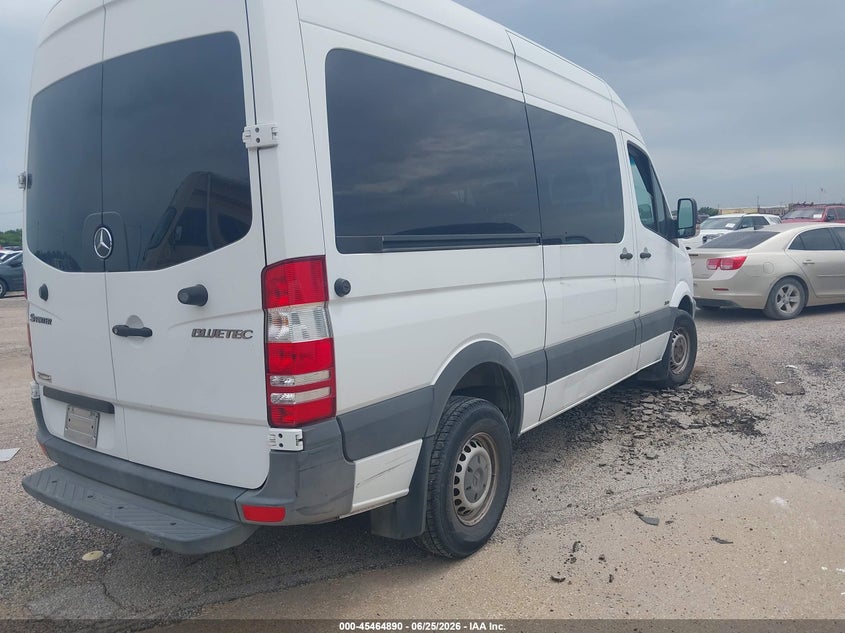 2011 Mercedes-benz Sprinter VIN WDZPE7CC0B5544552 IAAI salvage auction — ALL OVER, Original (Texas), sold $1,200 on 2026-07-13 (photo 4)