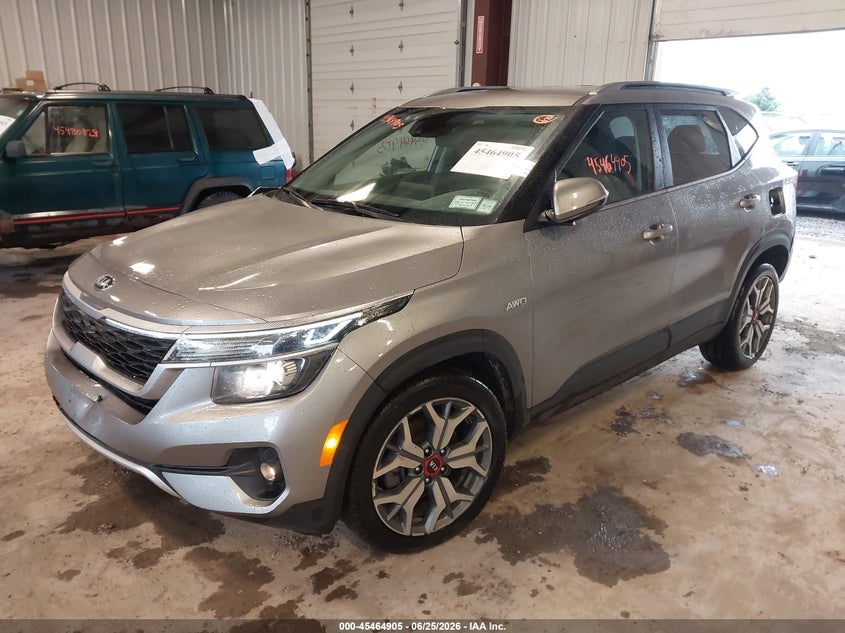 2021 Kia Seltos VIN KNDEUCA24M7150539 IAAI salvage auction — FRONT & REAR, Mv-907A (New York), sold $2,950 on 2026-07-14 (photo 2)