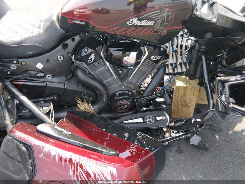 2026 Indian motorcycle co. Challenger VIN 56KLCESS0T3442452 IAAI salvage auction — ALL OVER, Wait Title, sold $100 on 2026-09-29 (photo 7)