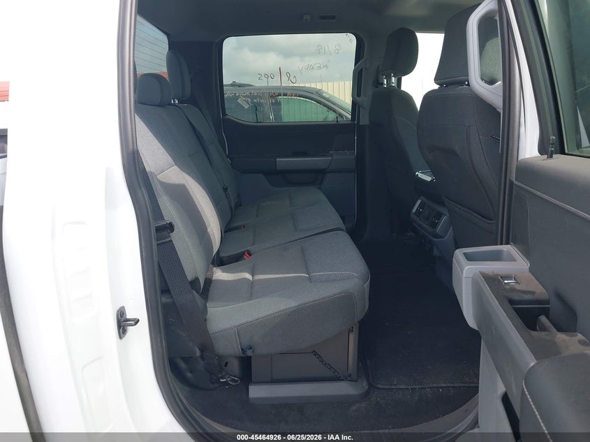 2025 Ford F-150 VIN 1FTFW3LD5SFB00944 IAAI salvage auction — ENGINE DAMAGE, Clear (Florida), sold $25,250 on 2026-07-09 (photo 8)