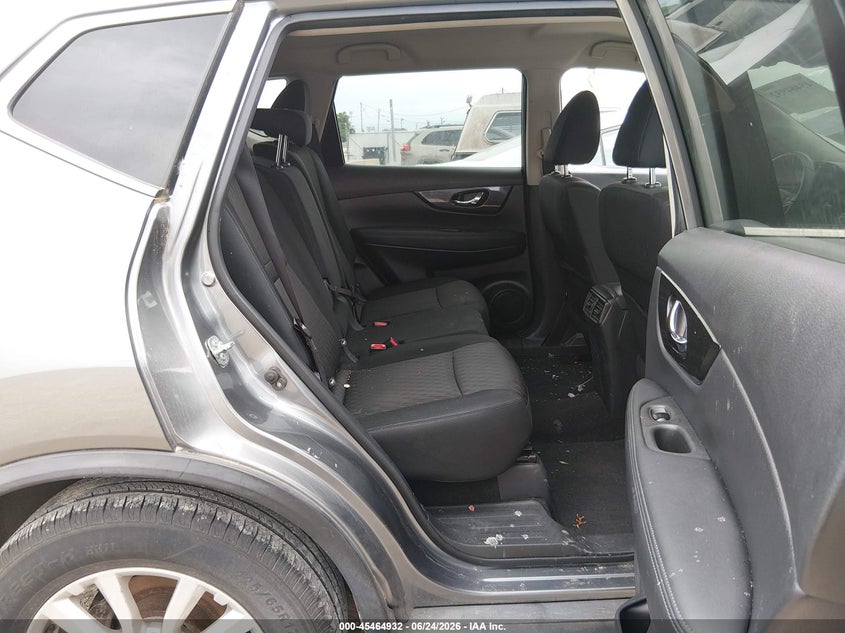 2019 Nissan Rogue VIN KNMAT2MT5KP531216 IAAI salvage auction — NORMAL WEAR, Clear (Illinois), sold $1,425 on 2026-07-14 (photo 8)