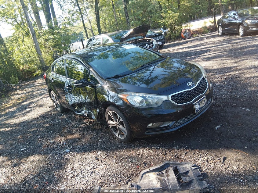 2015 Kia Forte VIN KNAFZ4A80F5336171 IAAI salvage auction — RIGHT SIDE, Clear (Virginia), sold $350 on 2026-07-21 (photo 1)