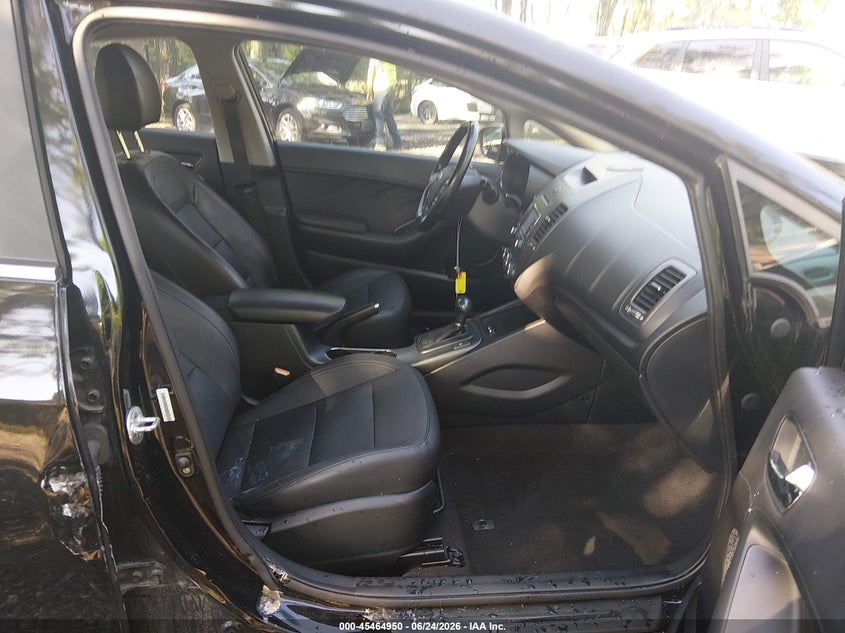 2015 Kia Forte VIN KNAFZ4A80F5336171 IAAI salvage auction — RIGHT SIDE, Clear (Virginia), sold $350 on 2026-07-21 (photo 5)
