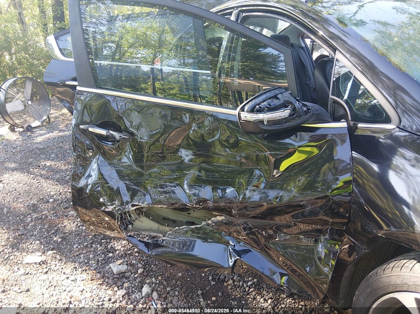2015 Kia Forte VIN KNAFZ4A80F5336171 IAAI salvage auction — RIGHT SIDE, Clear (Virginia), sold $350 on 2026-07-21 (photo 6)