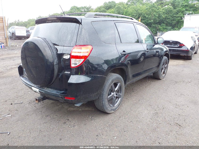 2009 Toyota Rav4 VIN JTMBF33V59D008181 IAAI salvage auction — NORMAL WEAR, Clear (Massachusetts), sold $2,500 on 2026-07-21 (photo 4)